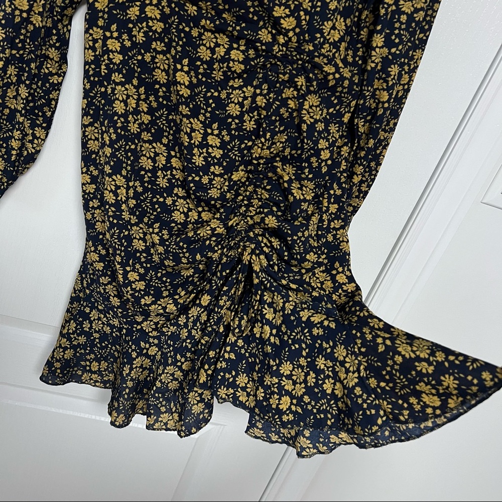 Korean Style Front String Floral Dress - Picture 3 of 5
